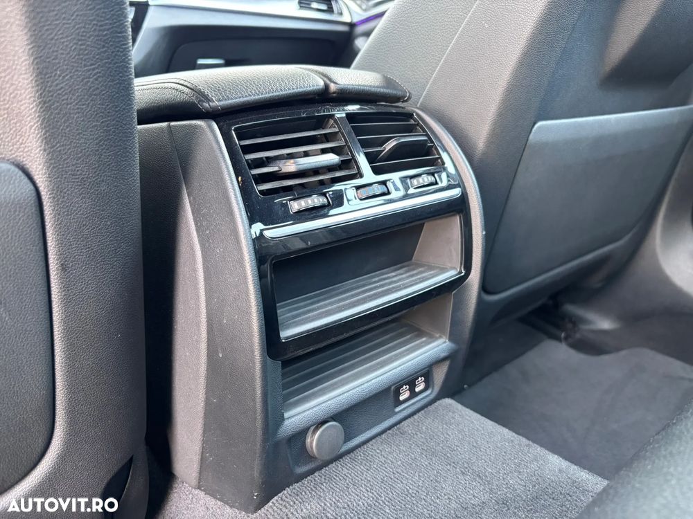 BMW Seria 5 520d Aut. M Sport Edition - 22