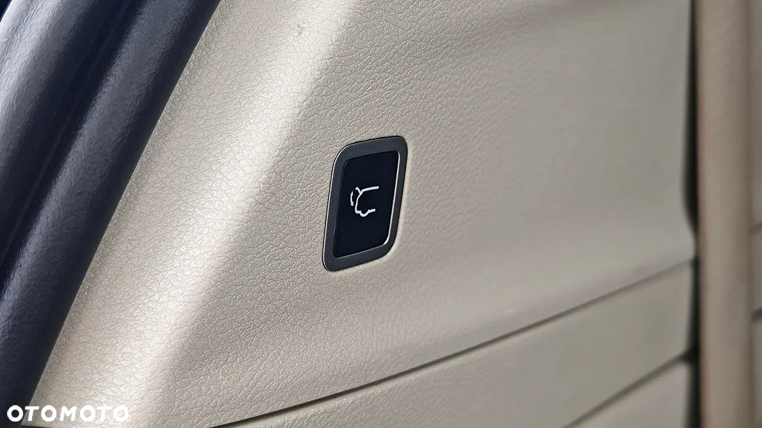 Chrysler Pacifica - 38