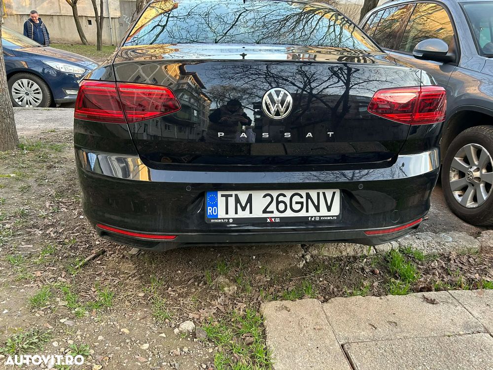 Volkswagen Passat 2.0 TDI DSG Comfortline - 6