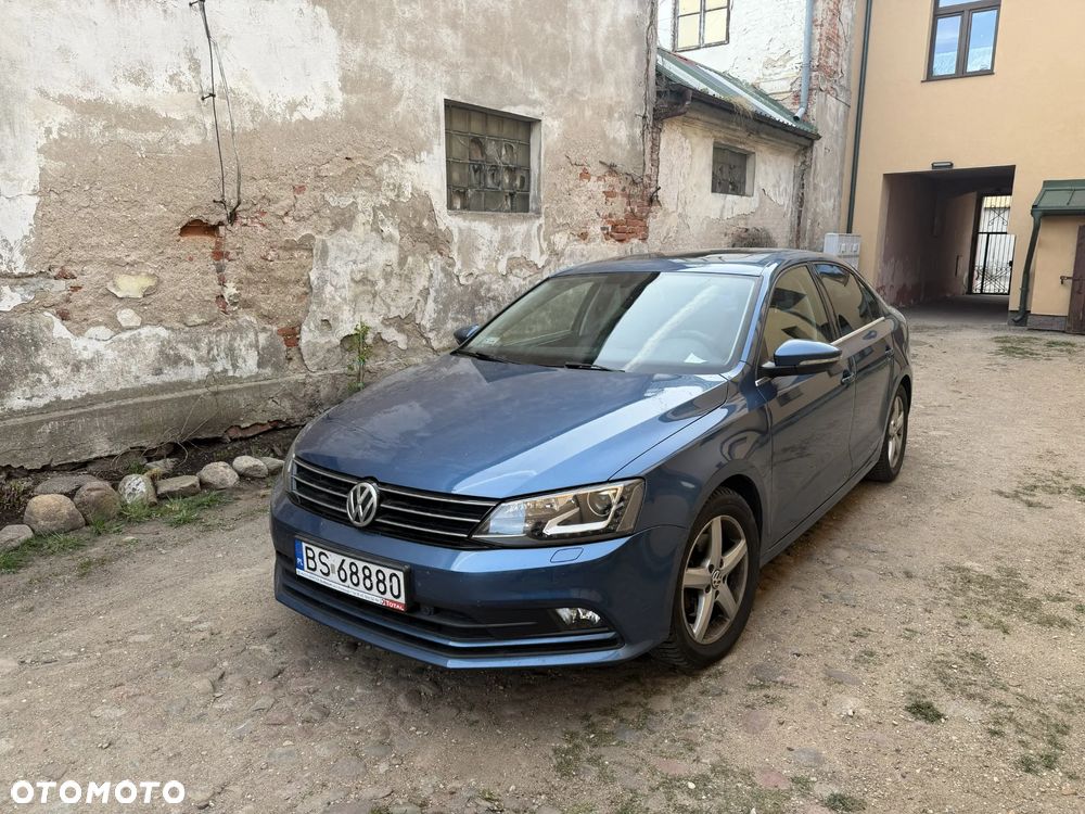 Volkswagen Jetta 1.4 TSI BMT Highline - 2