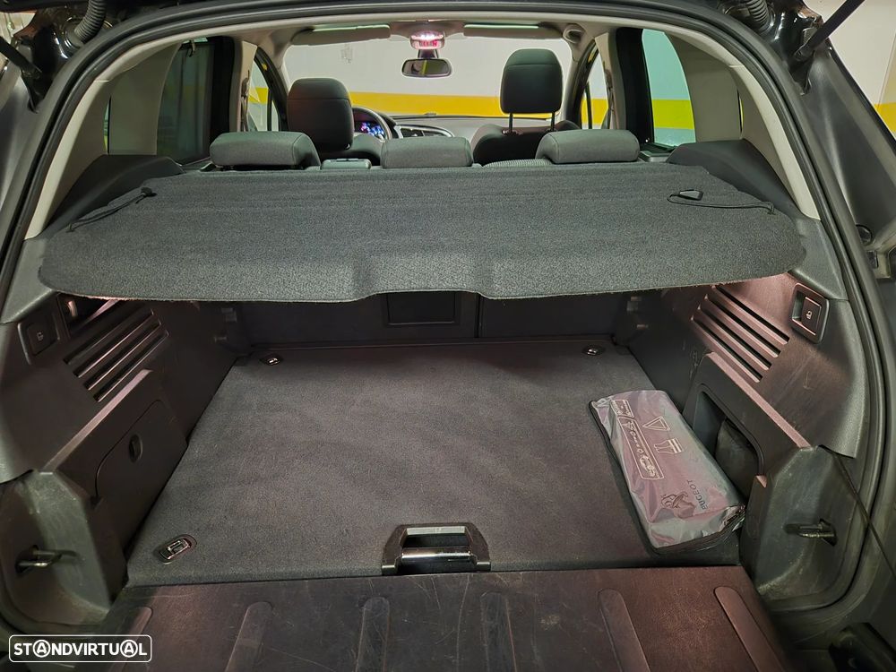 Peugeot 3008 1.6 HDi Sport CMP6 - 25