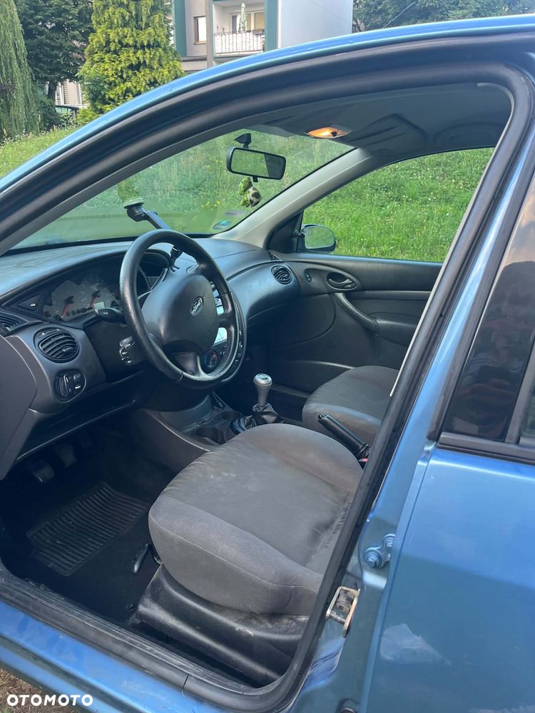 Ford Focus 1.6 Comfort - 4