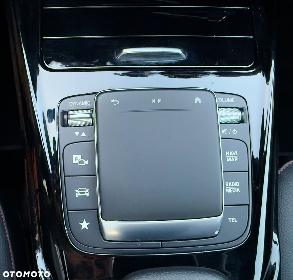 Mercedes-Benz CLA AMG 35 4-Matic 7G-DCT - 35