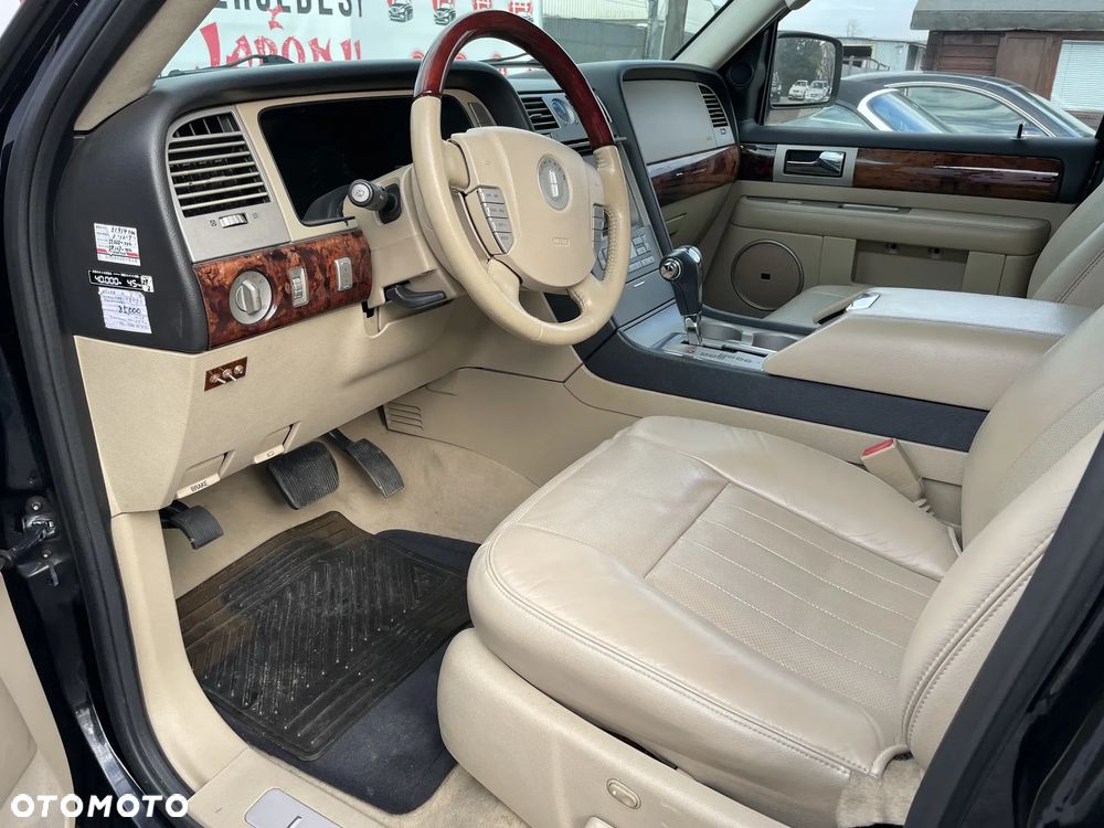 Lincoln Navigator 5.4 4WD - 4