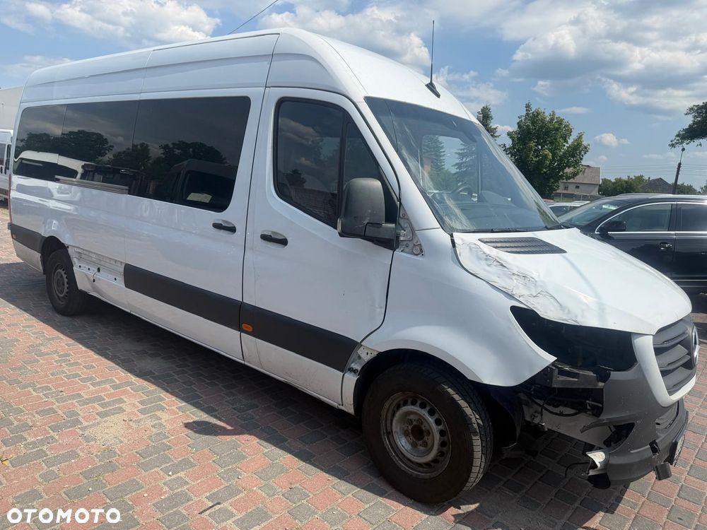 Mercedes-Benz Sprinter - 9