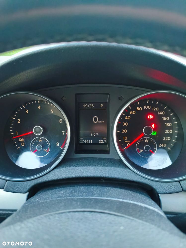 Volkswagen Golf 1.4 TSI Trendline DSG - 14