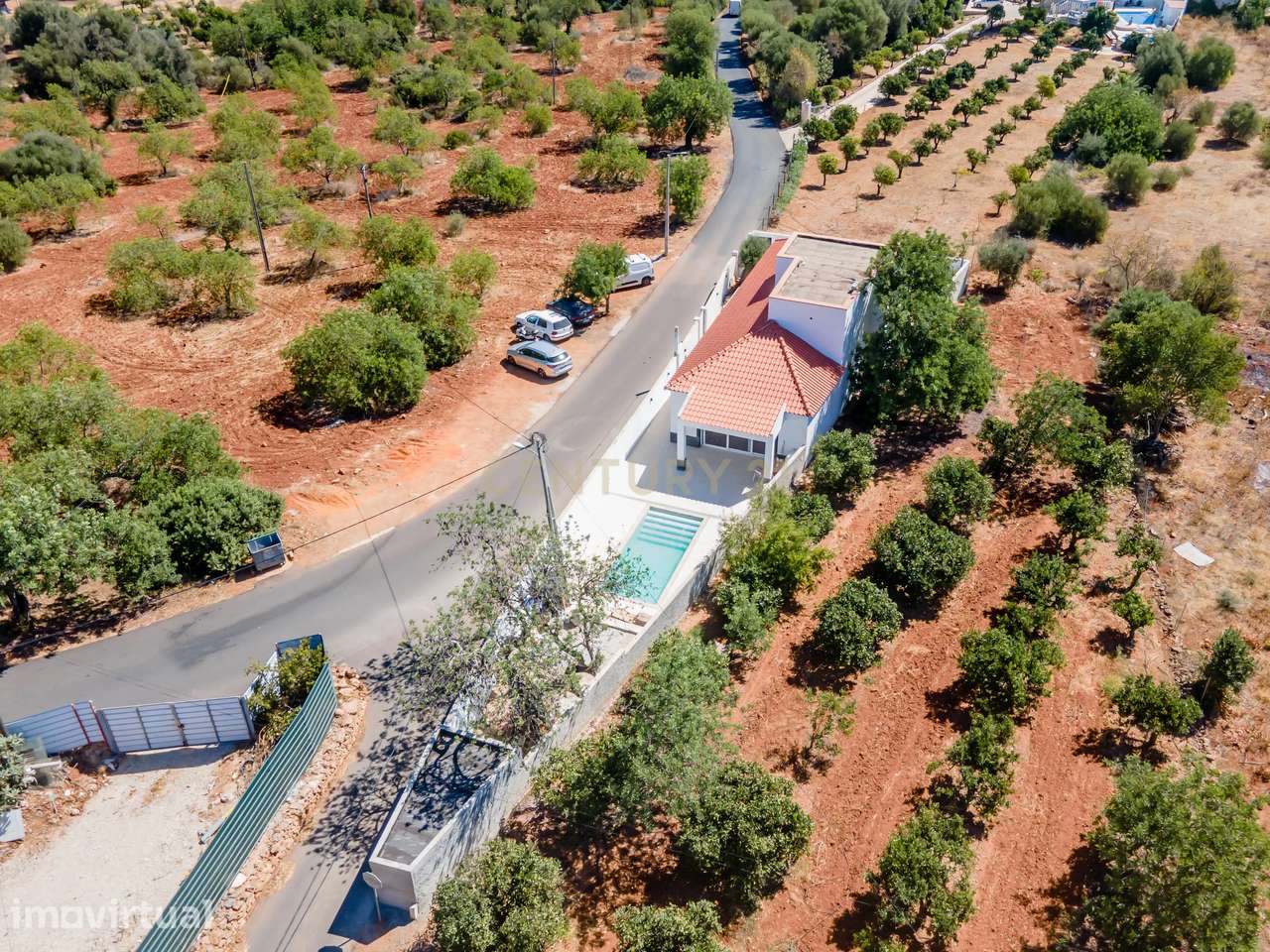 Moradia T3, Nova e Exclusiva: Piscina, Campo, e Mar em Albufeira - Grande imagem: 4/40