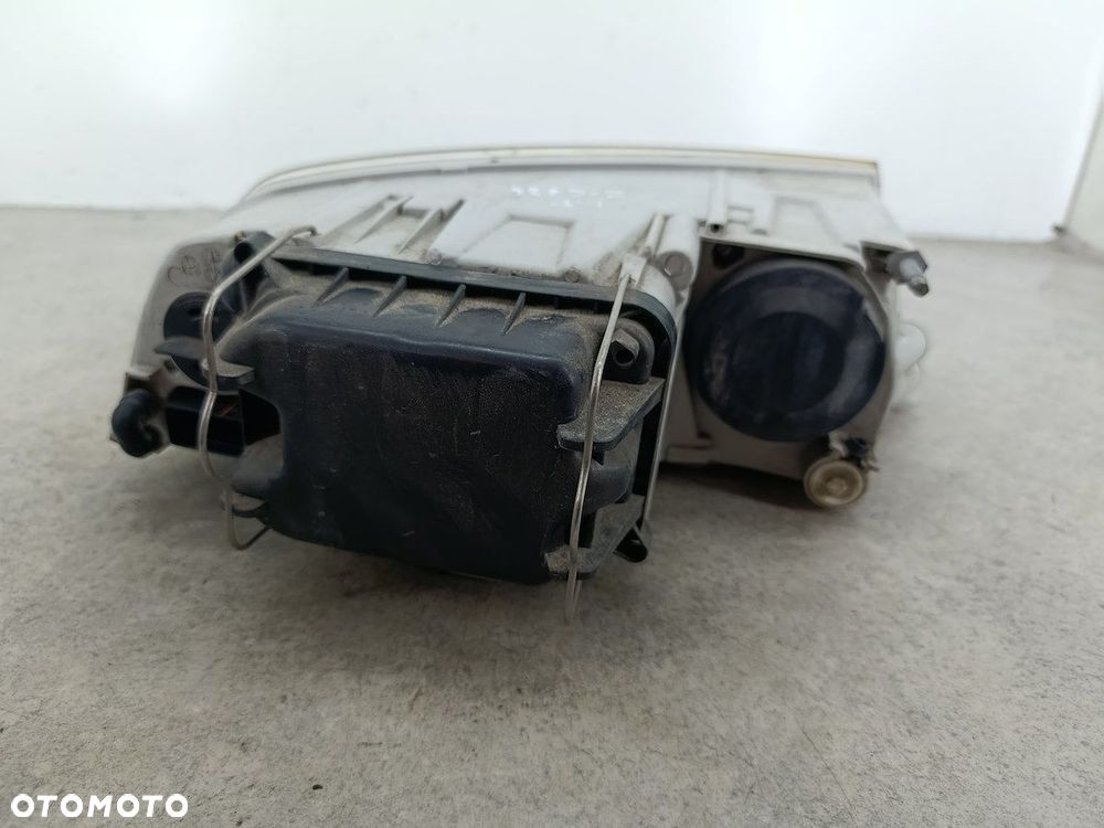 LAMPA PRZÓD LEWA SKODA OCTAVIA II - 7