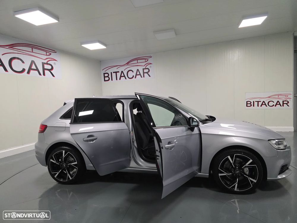Audi A3 Sportback 1.6 TDI Design - 12