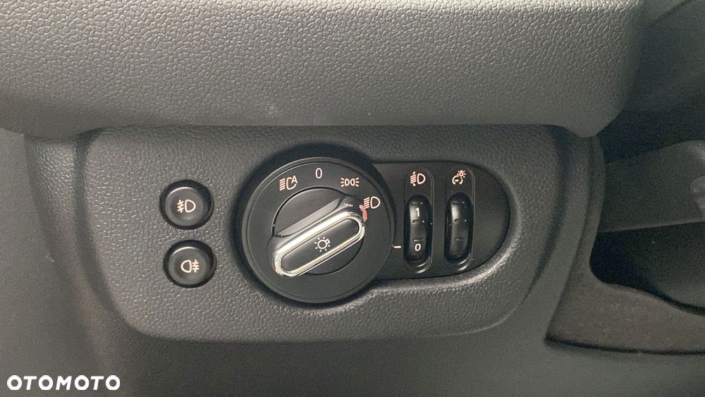 MINI Clubman One - 22