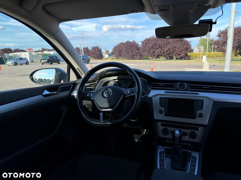 Volkswagen Passat - 6