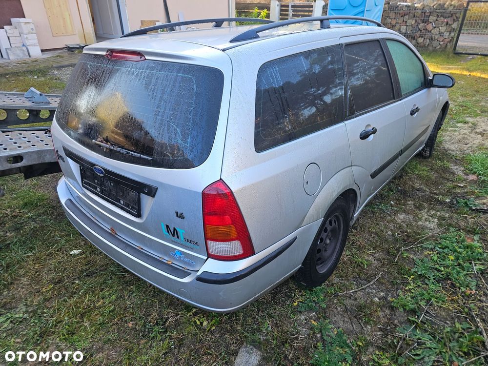 Ford Focus 1.6 16V Fun - 4