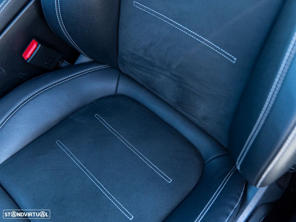 Mercedes-Benz CLA 250 - 15