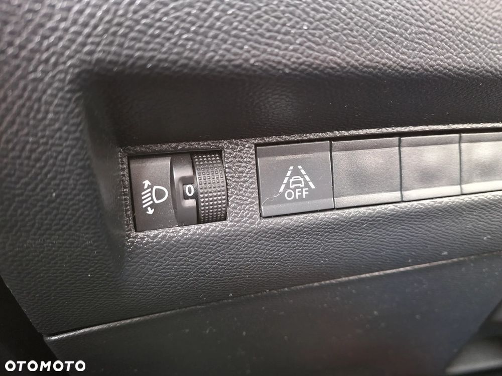 Peugeot 208 1.2 PureTech Active S&S - 30