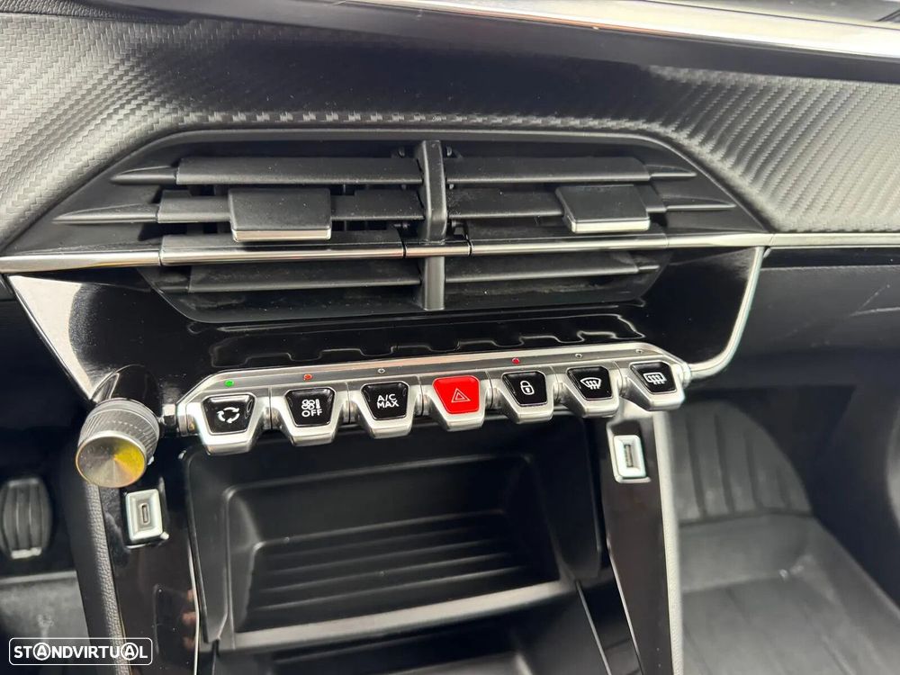 Peugeot 2008 1.2 PureTech Active Pack - 39