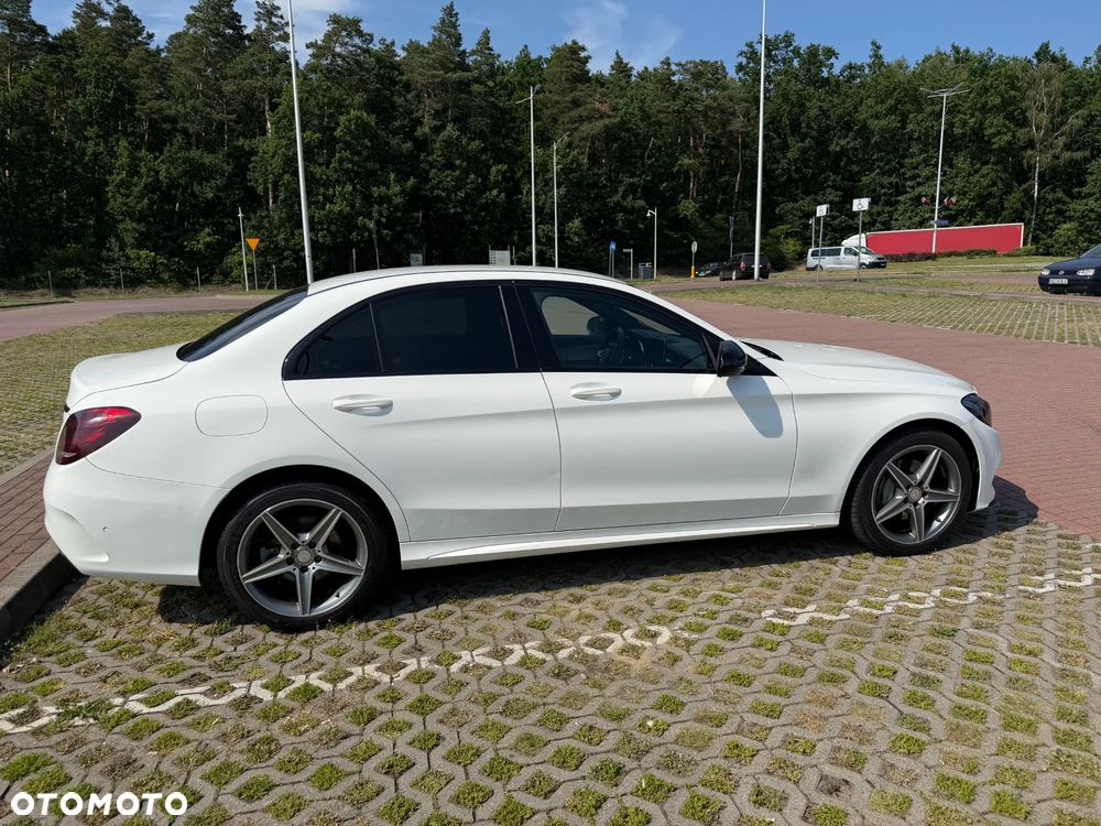 Mercedes-Benz Klasa C 200 4-Matic 7G-TRONIC - 9