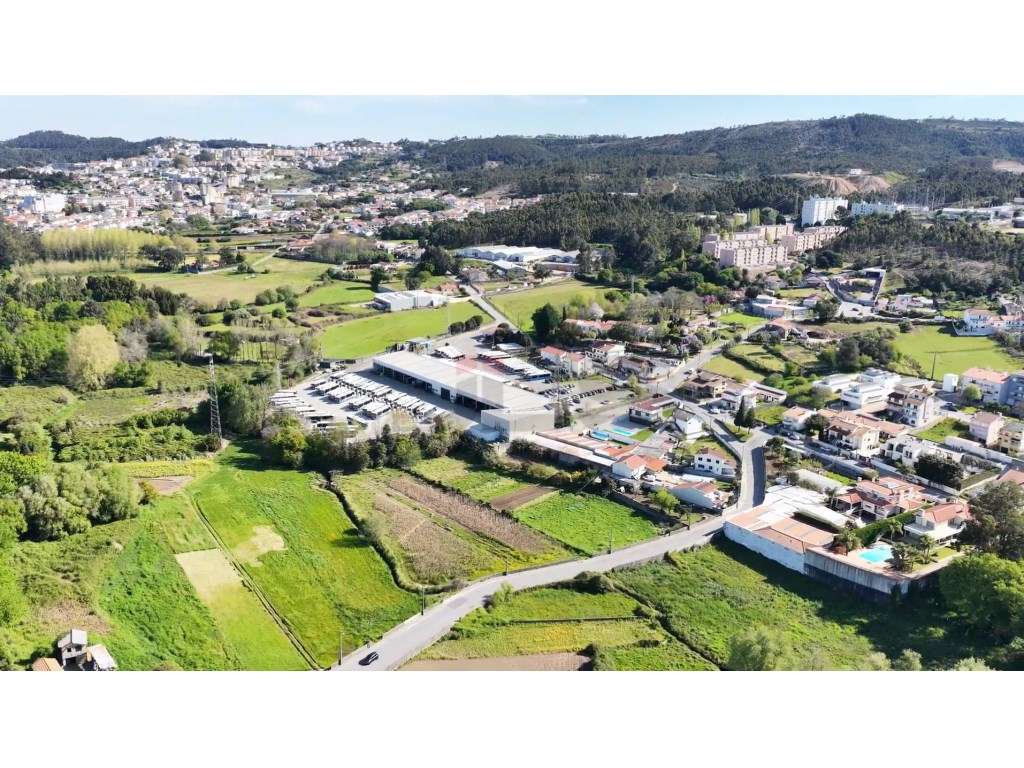 Armazém em Fânzeres com excelente área e acessos - Oportunidade de ... - Grande imagem: 3/13