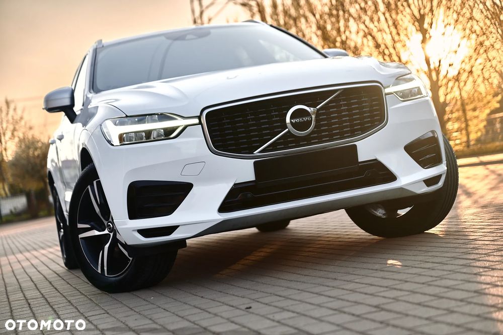Volvo XC 60 D4 R-Design - 2