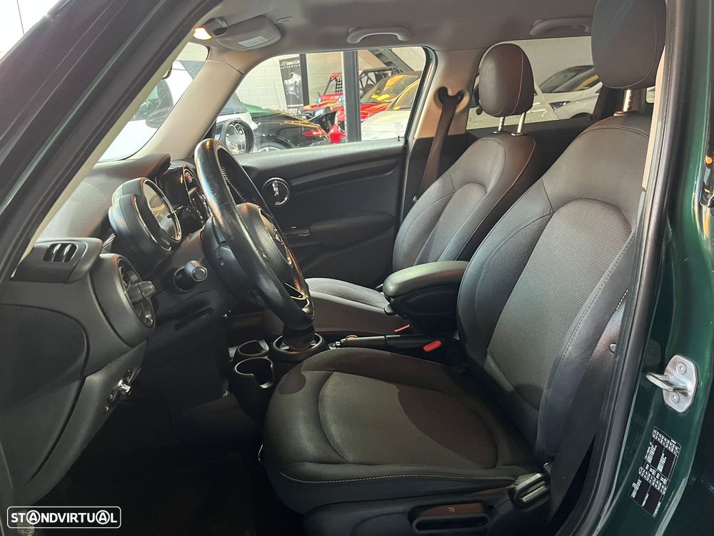 MINI 5 Portas Cooper D Seven Chili - 11