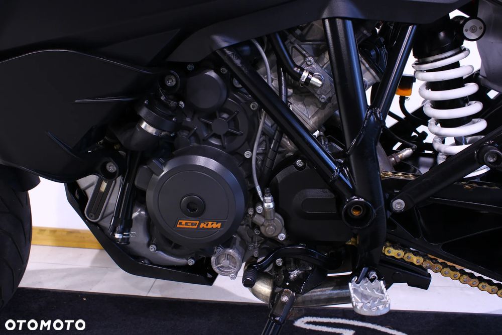 KTM Adventure - 30