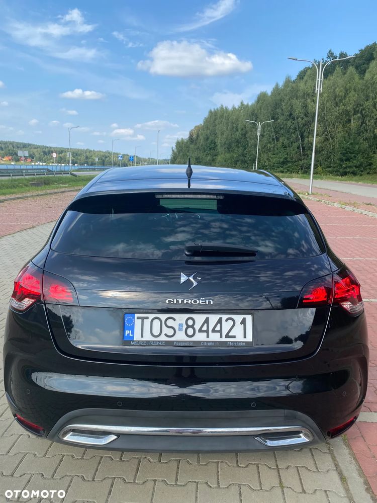 Citroën DS4 BlueHDi 150 S&S SoChic - 4