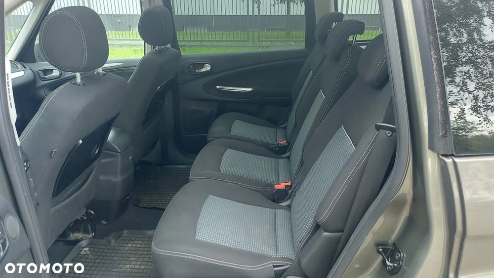 Ford Galaxy 2.0 TDCi Titanium - 12