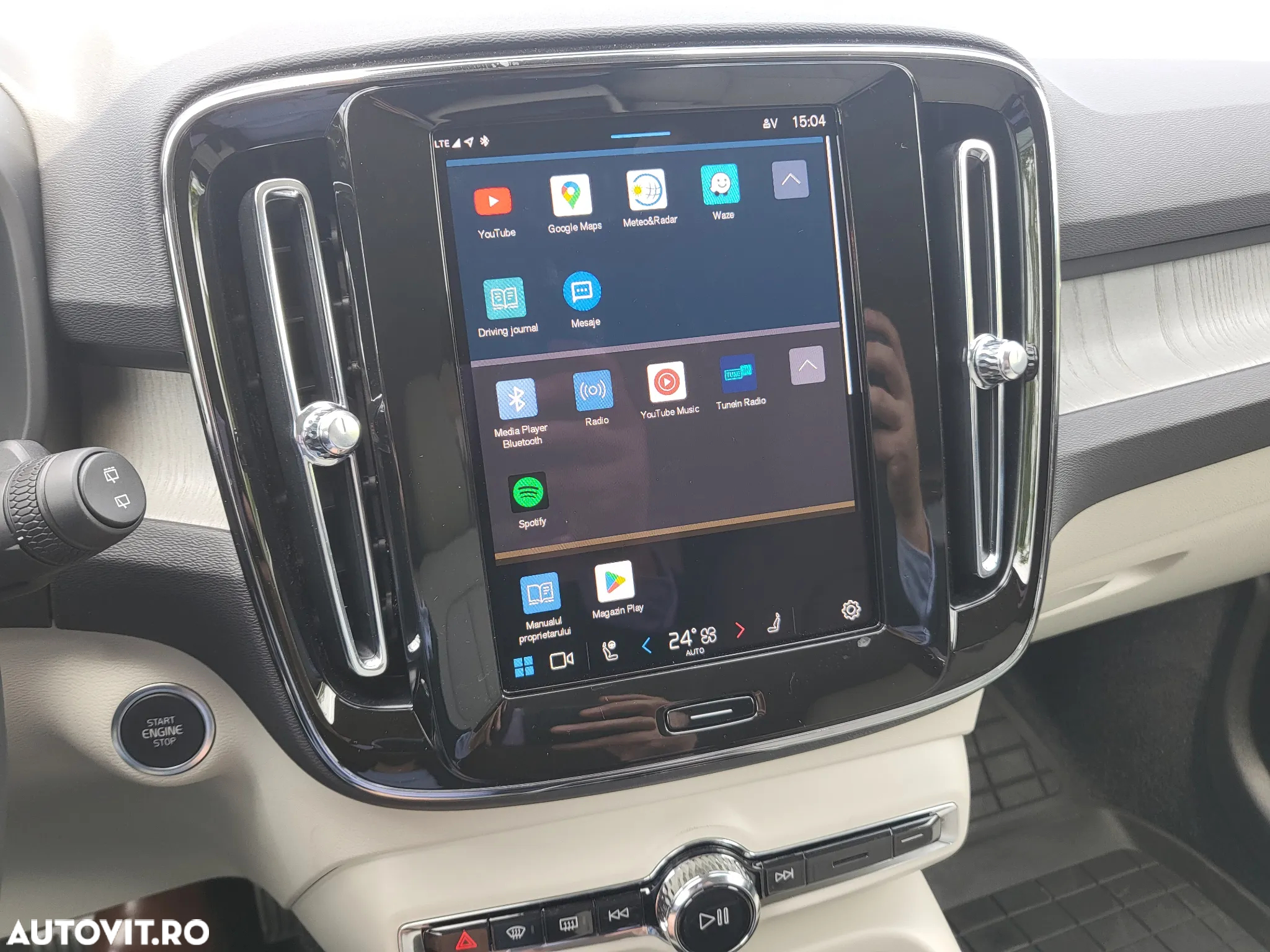 Volvo XC 40 B3 AT FWD MHEV Plus Dark - 32