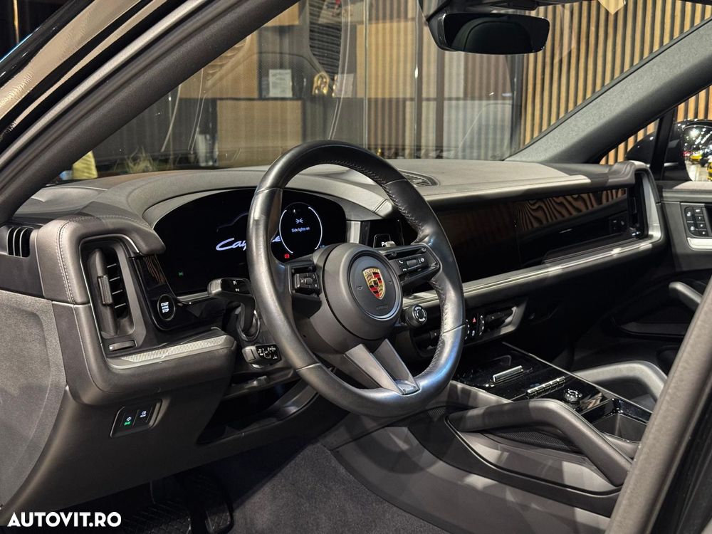 Porsche Cayenne Coupe - 15