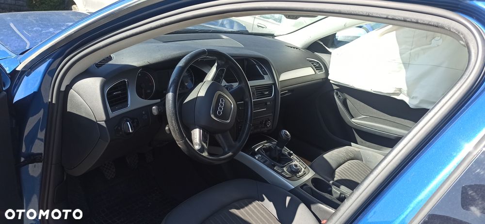 Audi A4 B8 2008- z silnikiem 2,0 tdi o ozn. CAGA i skrzynią manualną o ozn . LLN w kolorze  LX5V części - 5