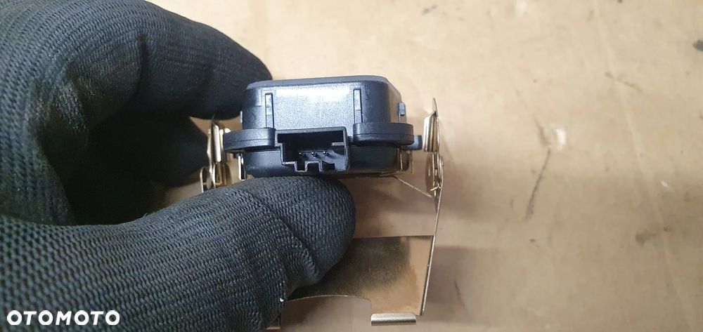 Sensor czujnik deszczu Land Rover Discovery Sport L550 CPLA-17D547-AM - 4