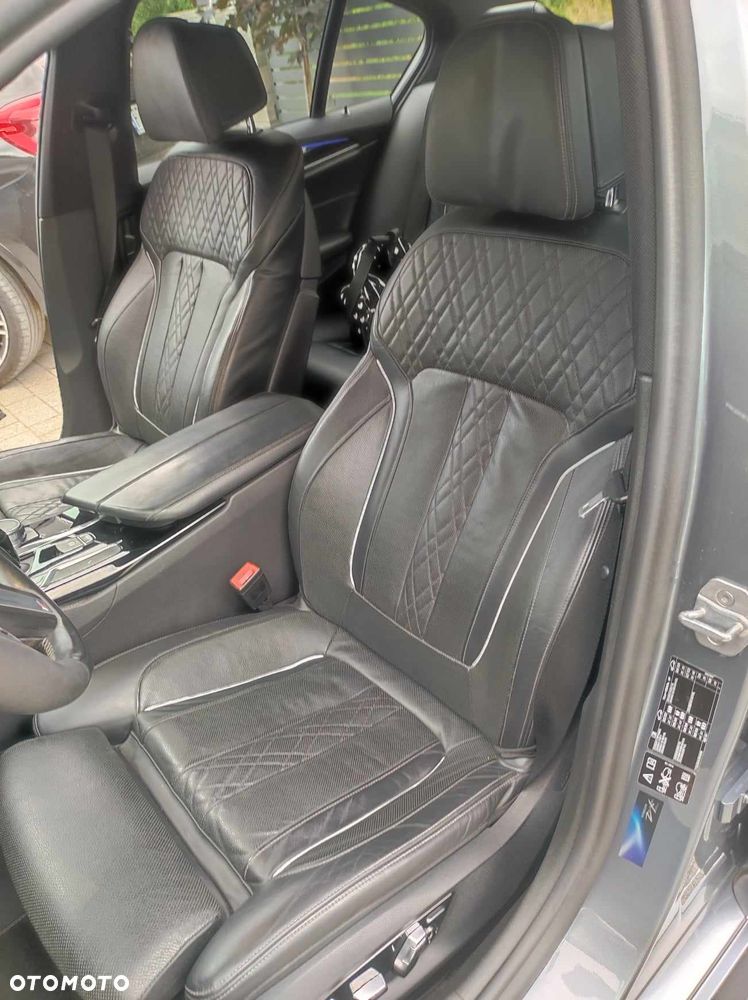 BMW Seria 5 530d xDrive M Sport sport - 12