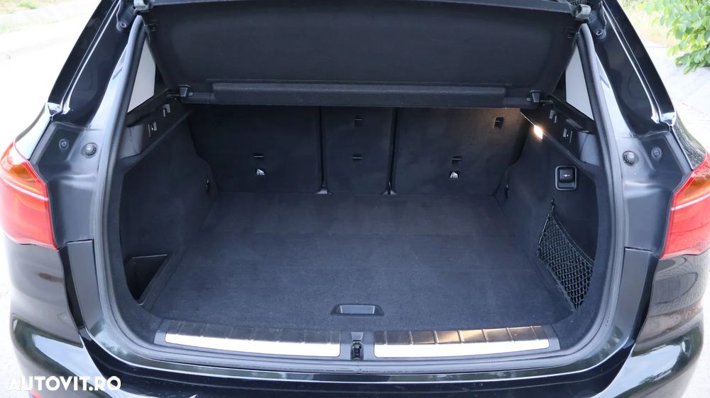BMW X1 sDrive18d Aut. xLine - 28