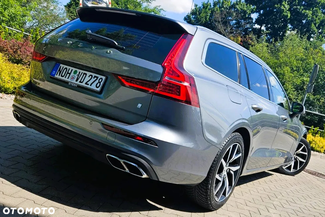 Volvo V60 T4 Geartronic Momentum Pro - 4