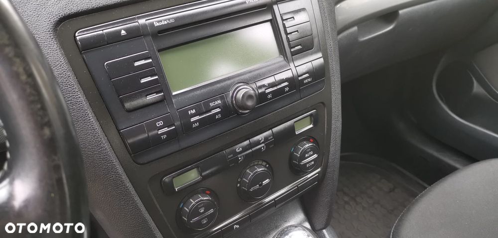 Skoda Octavia 1.8 TSI Ambiente - 4