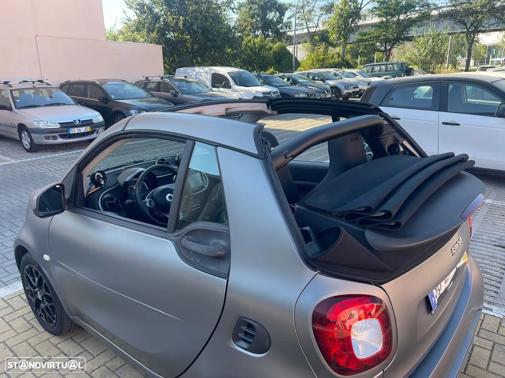 Smart Fortwo Cabrio - 2