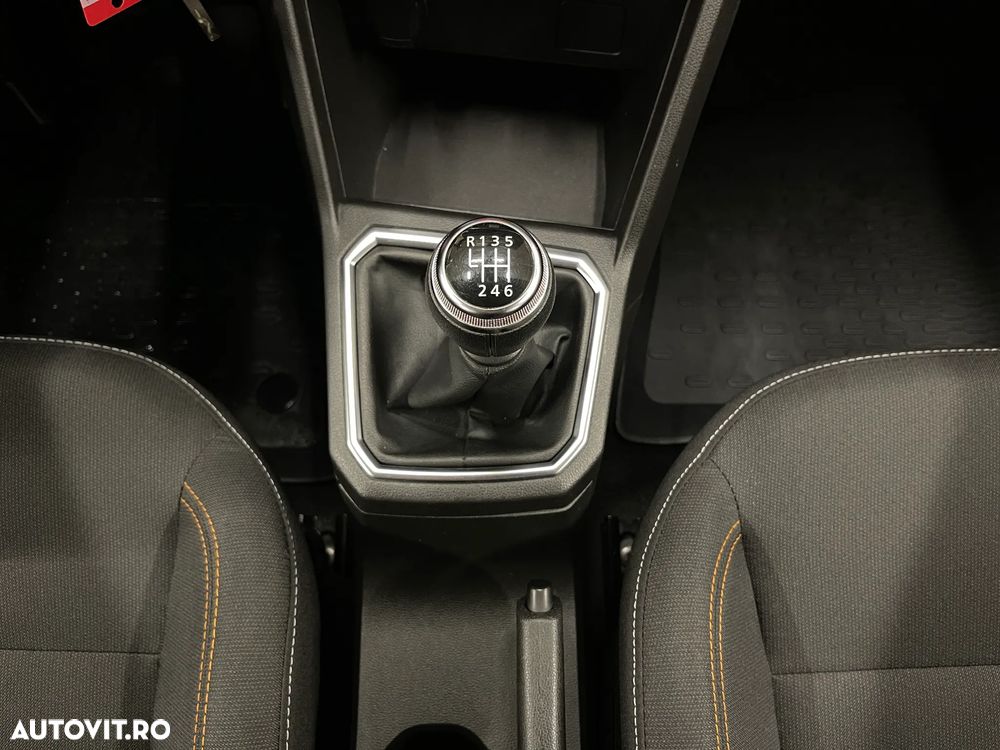 Dacia Sandero Stepway TCe 90 MT6 Comfort - 23