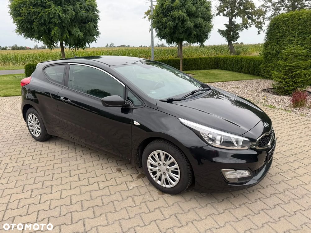 Kia Ceed - 1