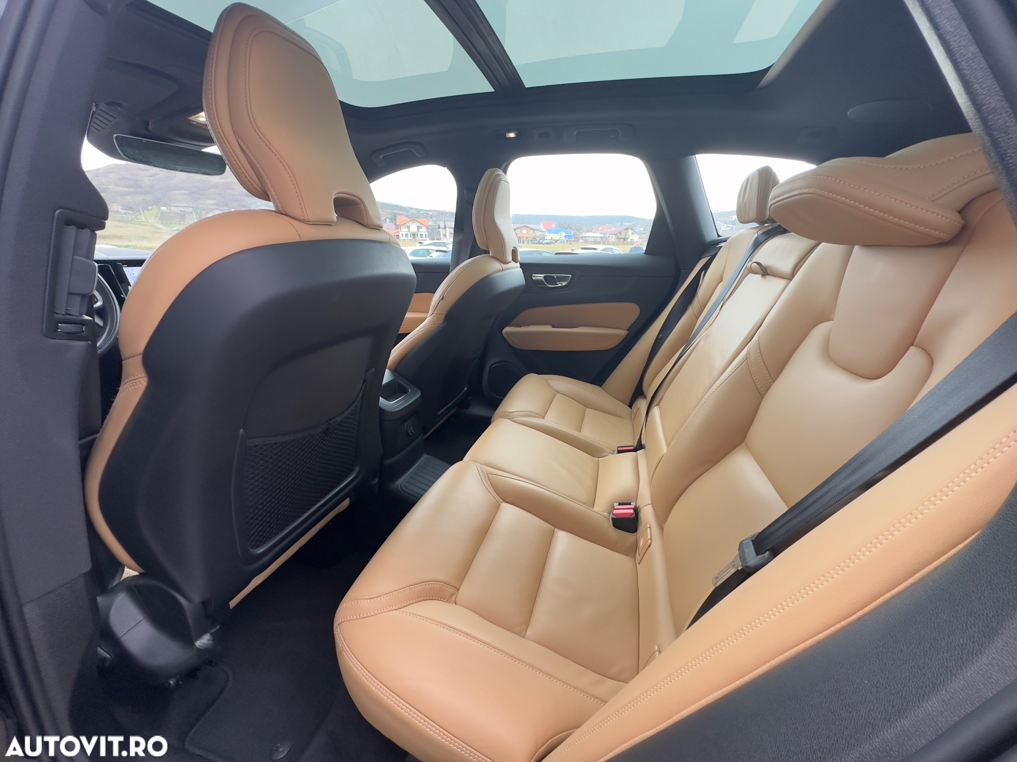 Volvo XC 60 T6 AWD Recharge Geartronic Inscription - 15