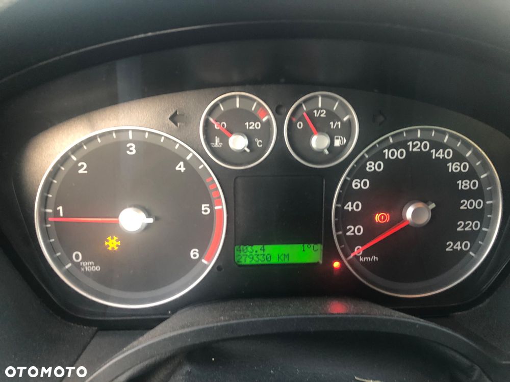 Ford Focus TDCi Ghia - 9