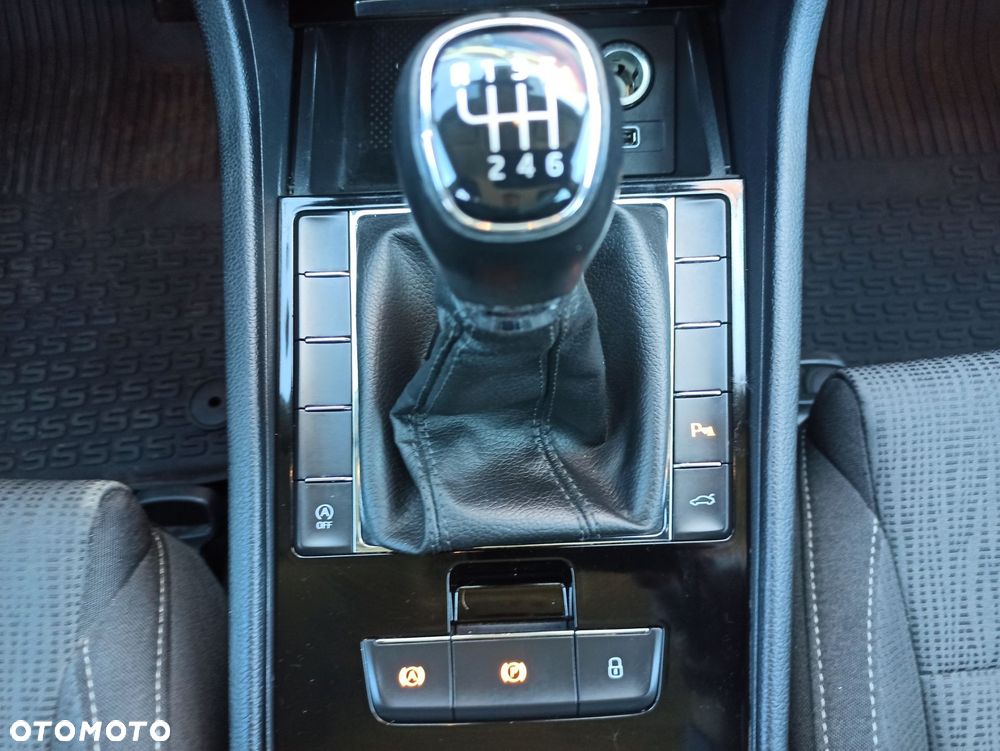 Skoda Superb - 17