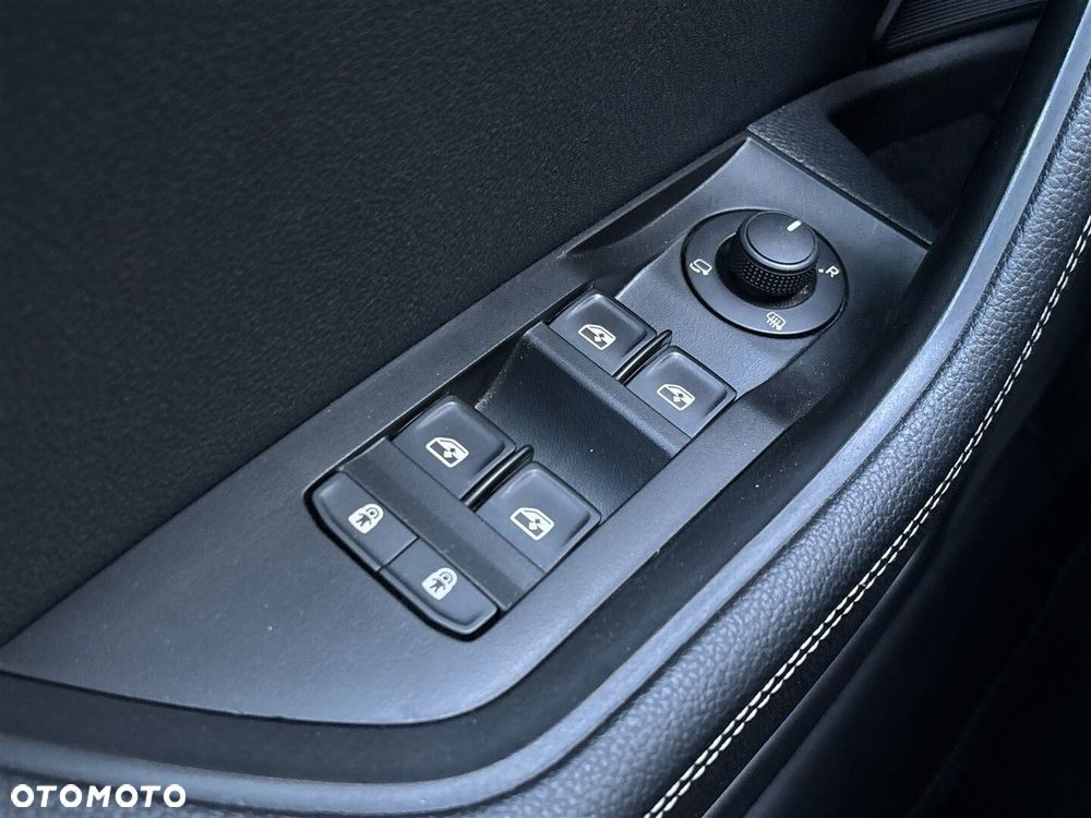 Skoda Superb 2.0 TDI SCR Style DSG - 18