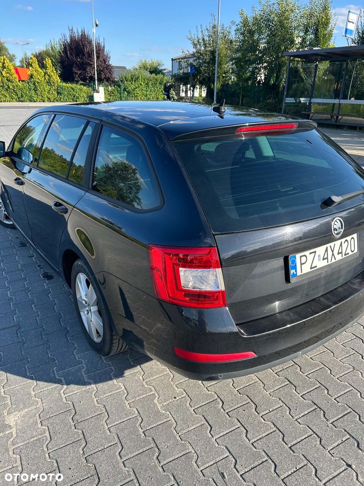 Skoda Octavia 2.0 TDI Ambition DSG - 8