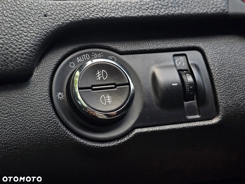 Opel Insignia 1.6 SIDI Turbo ecoFLEX Start/Stop Sport - 33