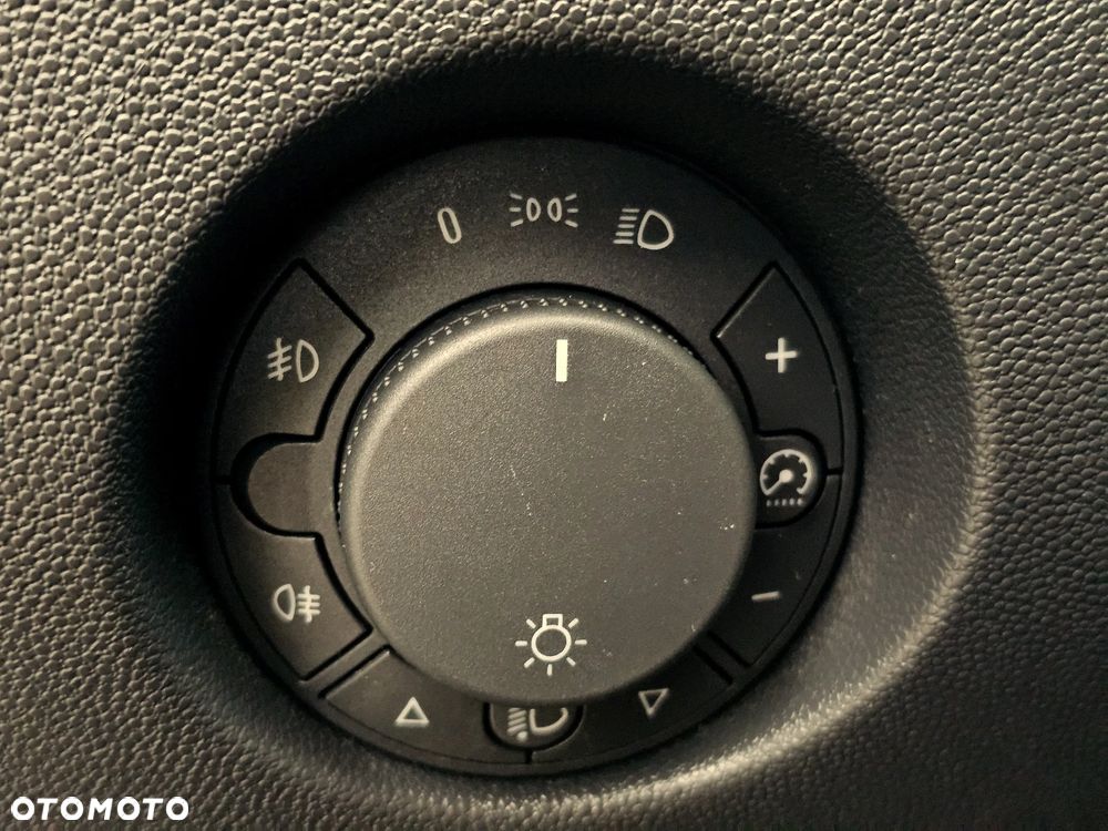 Opel Corsa - 18