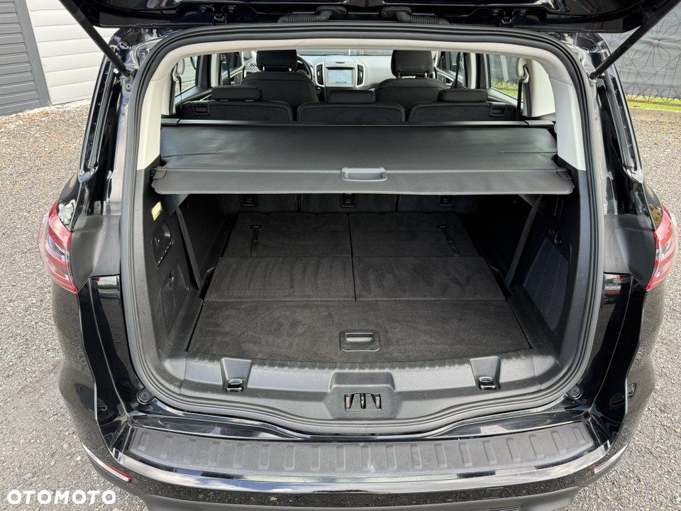 Ford S-Max 2.0 TDCi Titanium - 38