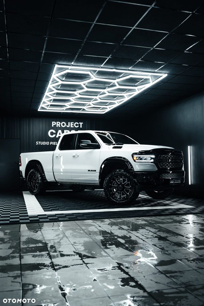 RAM 1500 Quad Cab Longbed Bighorn - 2