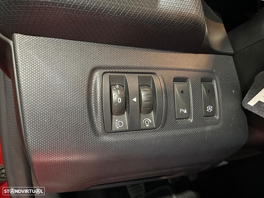 Renault Clio 0.9 TCE - 36