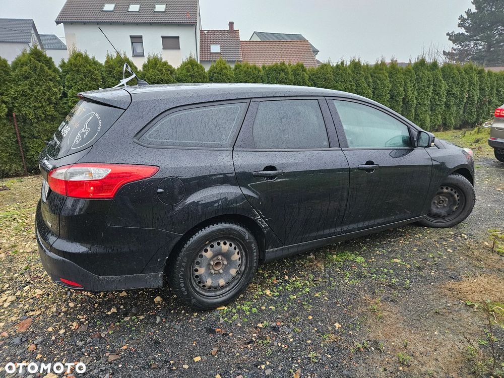 Ford Focus 1.0 EcoBoost Trend - 5