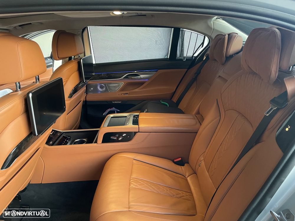 BMW 740 Le iPerformance - 28