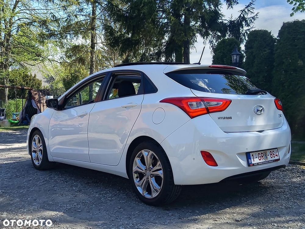 Hyundai i30 1.6 CRDi BlueDrive Premium - 5